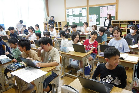 ５年