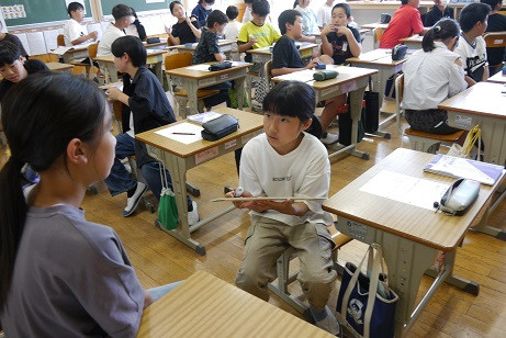 ６年