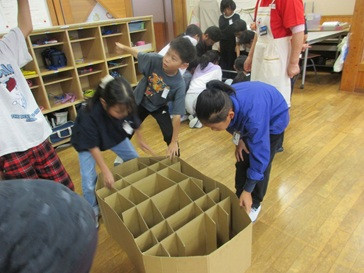 ４年日赤奉仕団３