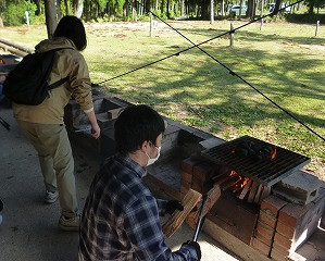 火おこし