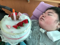 お誕生ケーキ