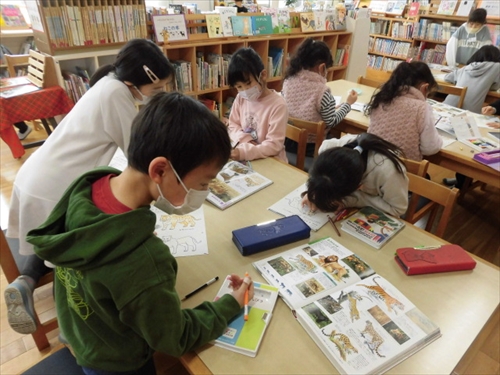 2年図書ぬりえ (3)_R