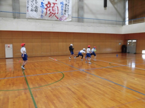 4年フラッグのゲーム (3)_R
