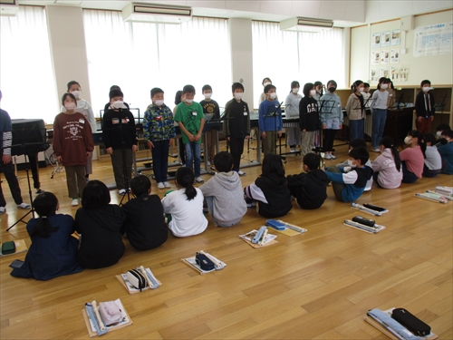 中学年コンサート (2)_R