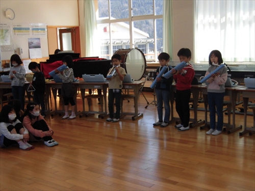 低学年音楽会 (7)_R