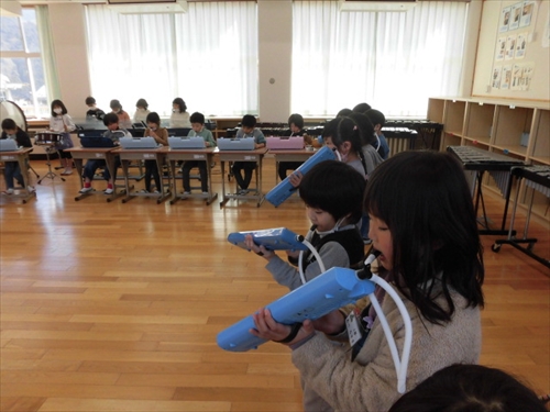 低学年音楽会 (12)_R