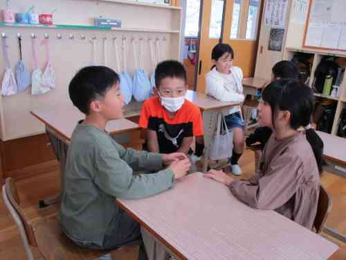 学級会 (4)