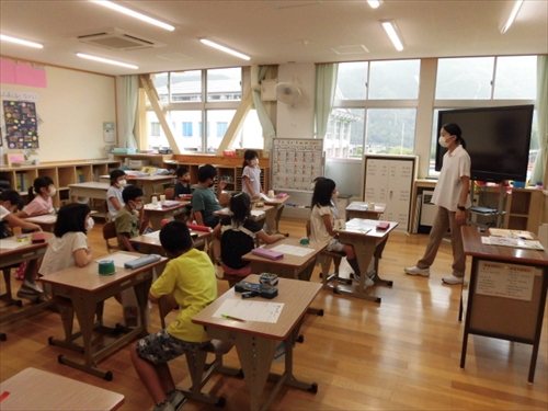 2年動くおもちゃ (2)_R