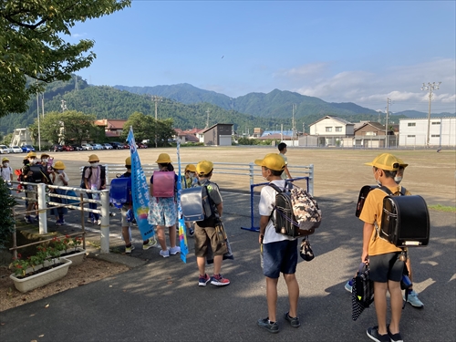 あいさつ運動 (1)_R