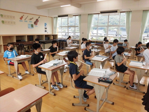 5年リコーダー (2)_R
