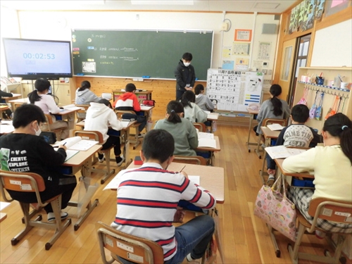 4年四捨五入 (1)_R
