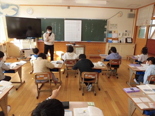 1年働くくるま (1)_R