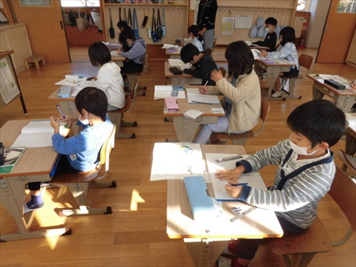 1年働くくるま (2)_R