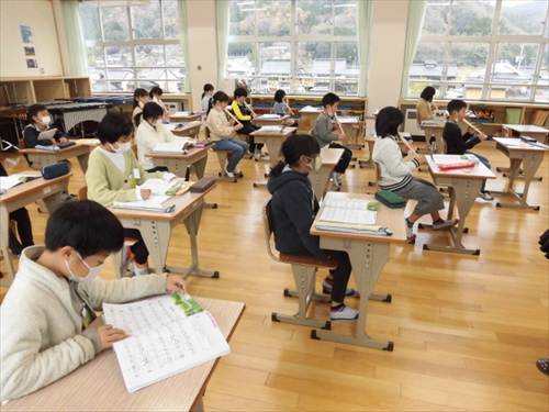 3年森の子守歌 (3)_R