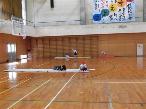1年マット遊び (8)_R