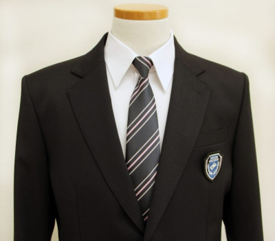 A_necktie-768x674