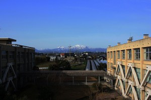 校舎からの大山-300x200
