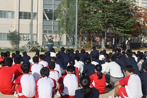 auto-hinan02