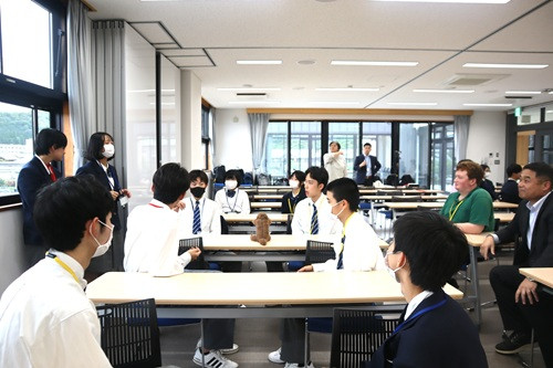 helloiwa25-04