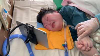 もちつきのうたでニコッ
