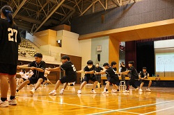 綱引き