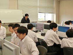 三沢准教授