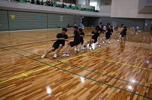 4_綱引き