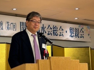 藤井鴨水同窓会長あいさつ