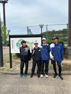 ４人の写真