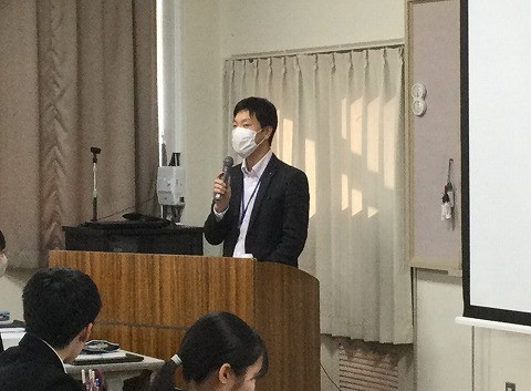 講師の菊留さん