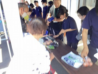 販売１