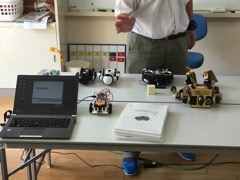 ロボット