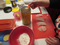 地産地消調理実習 (4)