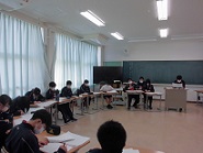 人権弁論1年