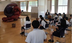 神楽団の演舞