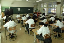1年中間