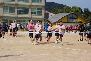 学年対抗リレー（3-2）済