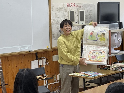 絵本作家4