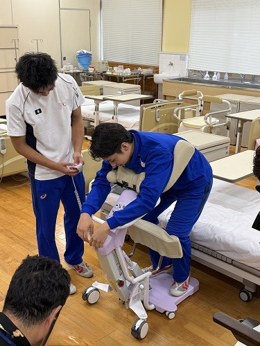 20251022_介護機器W3介護2