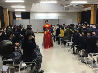 赤ドレス