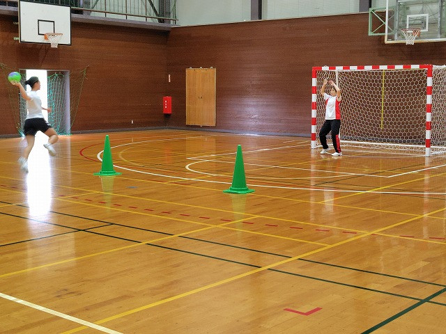 251013094620233_002_BURST251013094620233