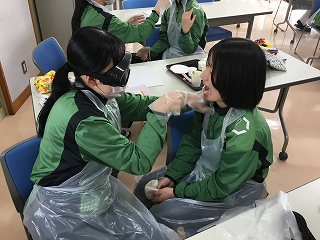 口腔ケア1