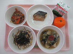 1-30給食写真