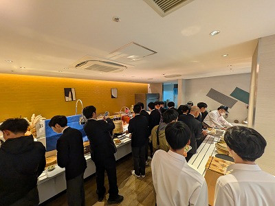 PXL_20251203_101002222