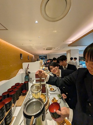 PXL_20251203_101015111