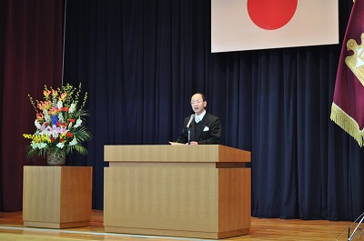 校長が話している様子