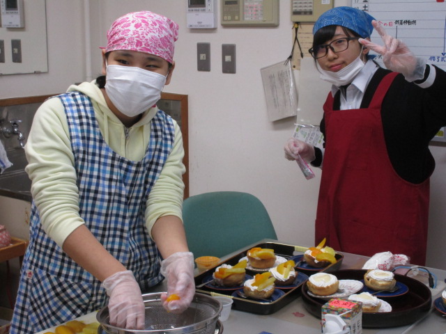 忙しい合間をぬって舎生の手作り