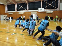 綱引きのようす