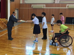 表彰式の様子
