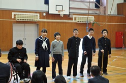 みんなに合唱をプレゼントしました